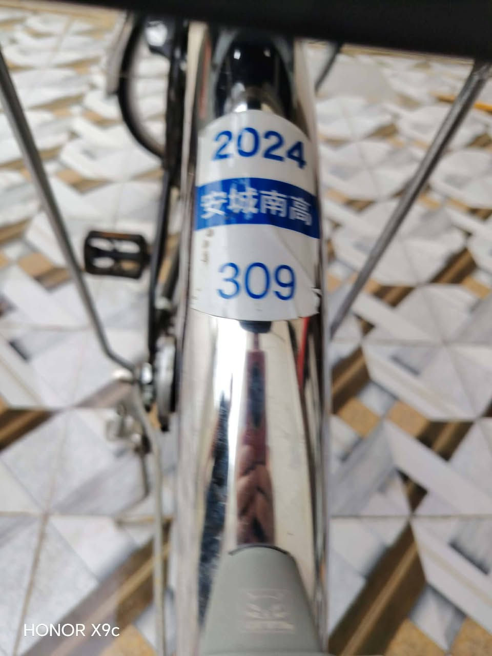 بايسکل للبيع حجم 27 دبل طاقه بداله أصلي جديد نظافه 100 الموقع الصوفيه مجمع السلام قرب نادي الصوفيه السعر ١١٠ألف وبيه مجال


**إذا كنت صاحب هذا الإعلان وتريد حذفه لأي سبب، رجاءا أرسل رسالة إلى الدعم الفني**