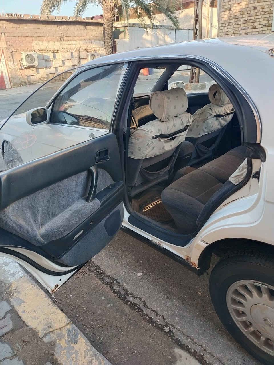 بطه موديل 93
محرك 3000 ديلكو . كير جديد حداده توه نافضها تخم تاير جديد راديتر جديد  سنويتها لنهايه 2027 بسمي 
مكفوله كص ونقل وأصوليات مكاني( فاو)
50 وبيها مجال قليل
تفاصيل مثل ماموضح بلصور 
***********
