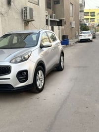 سبورتج مديل ١٧ السياره مال بيت   ماشيه ١١٦  بيهه صبغ جاملغ او بنيد   ا...