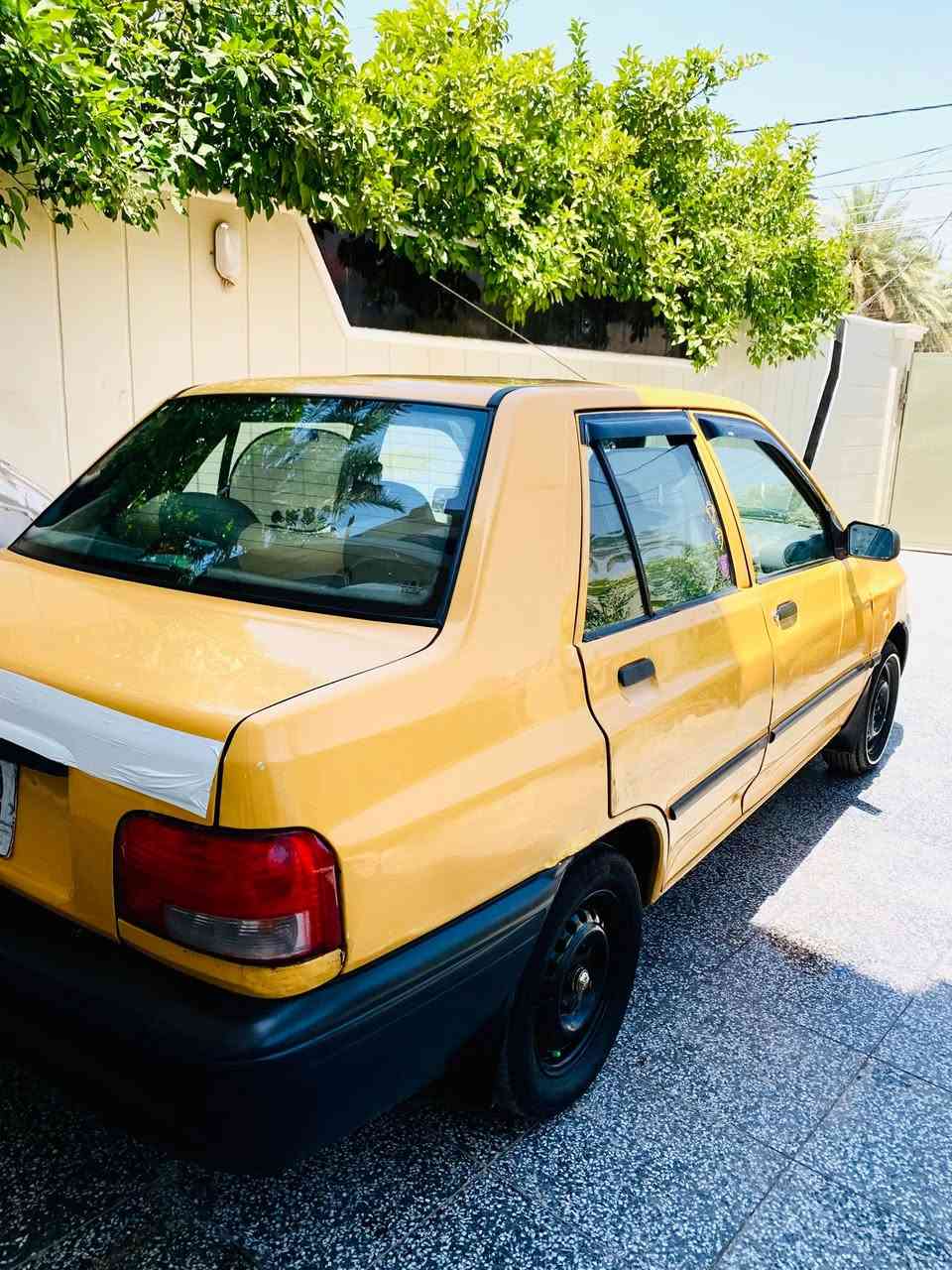 سلام عليكم
سايبه ٢٠١٦💛 
تخم تاير جديد 
حداديه جديده 
محرك لا تنقيص ولا تبخير 
سنويه صار يومين من سقطت 
تحويل ثاني يوم 
بيها صبغ  الباب وره السايق 
وجاملغ الامامي بارد بي 
تبريد شغال بس نقص غاز فقط 
مكينه وكير مكفولات
مكاني كربلاء 
الاستفسار ***********
