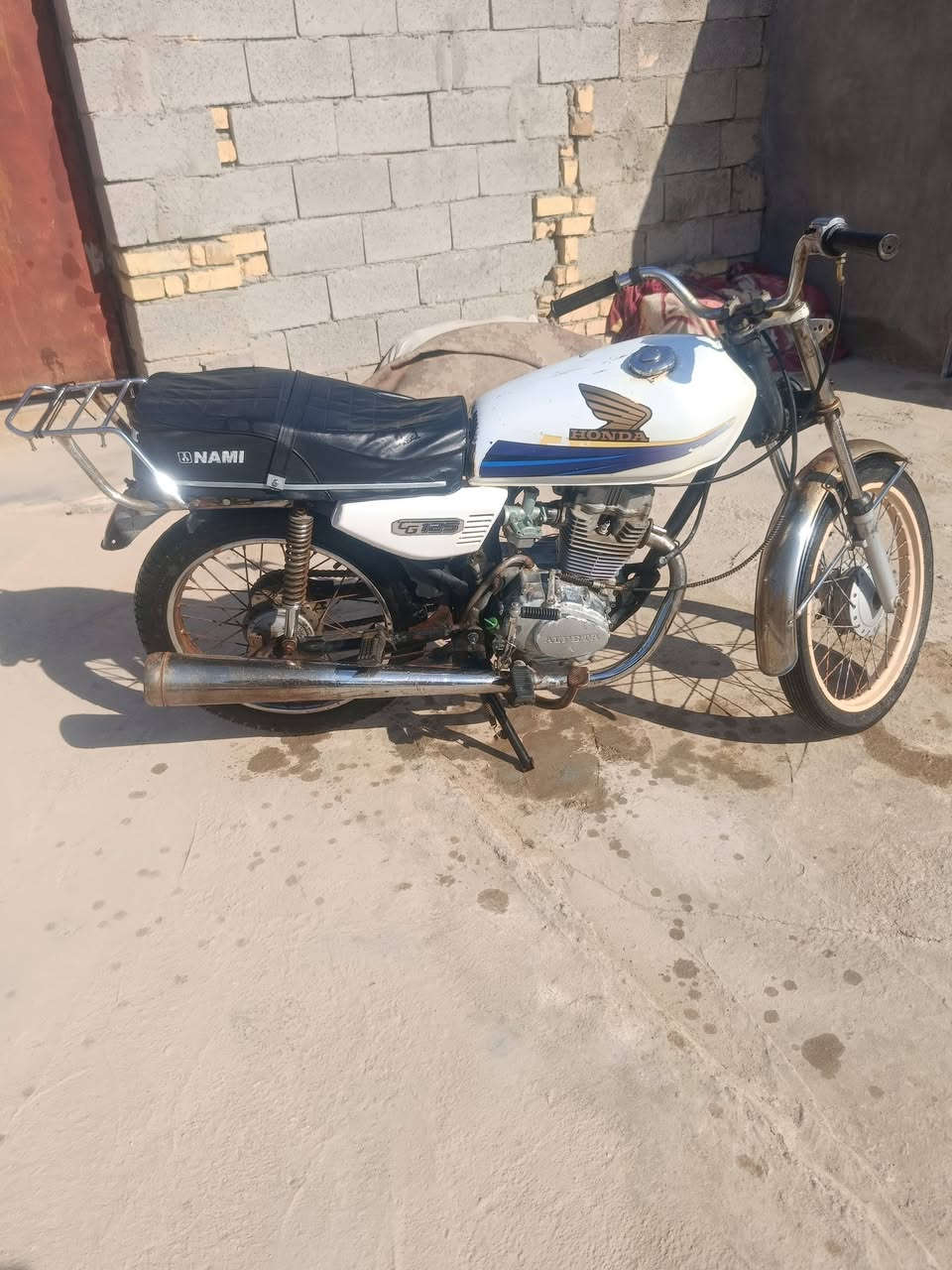 للبيع  سعر 225.  رقمي ***********
