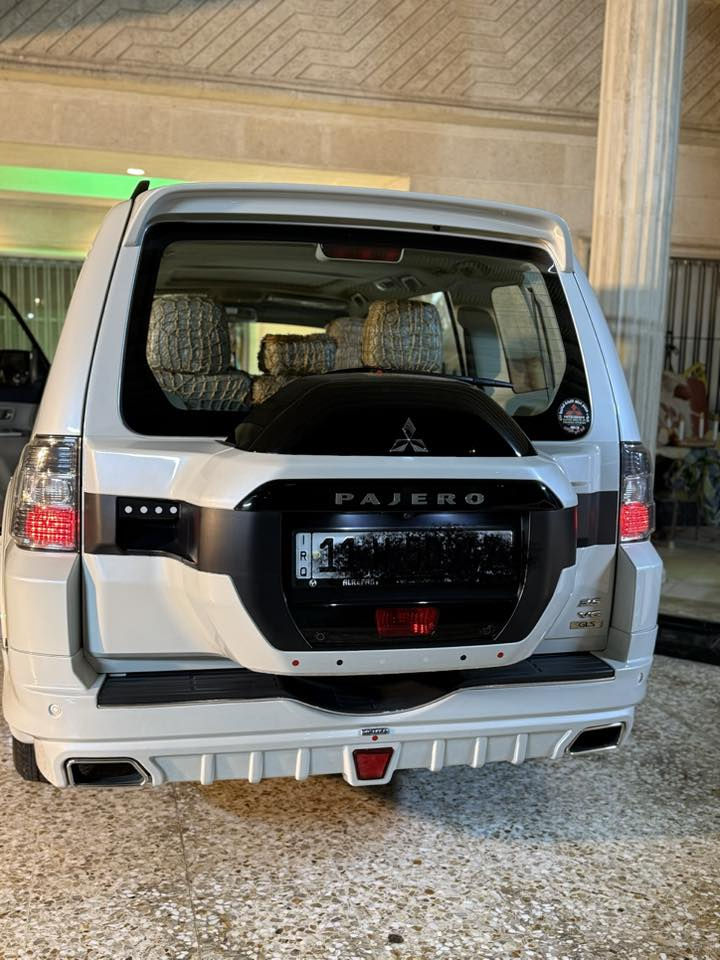 السلام عليكم للبيع باجيرو 2015 بلاس حبتور فو مواصفات  زيرو زيرو زيرو ماشيه 16 الف حقيقي استخدام بيت بعدها فابلون الشركه عليها والكشنات بعدها ب الايلون مال شركه مكفوله من جكه الدنبوس كفاله عامه من الدعاميه للدعاميه رقم بغداد بسمي تحويل ثاني يوم السعر 270 وبيها مجال للاستفسار ***********
