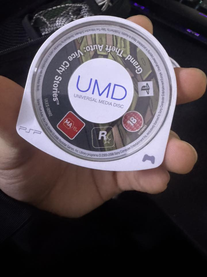 السلام عليكم
للبيع أقراص psp 
شغالات خدش مابيهن 
قيم السعر بما يرضي الله وبلعافيه
موجود واتساب فقط ***********
بغداد الشعب
