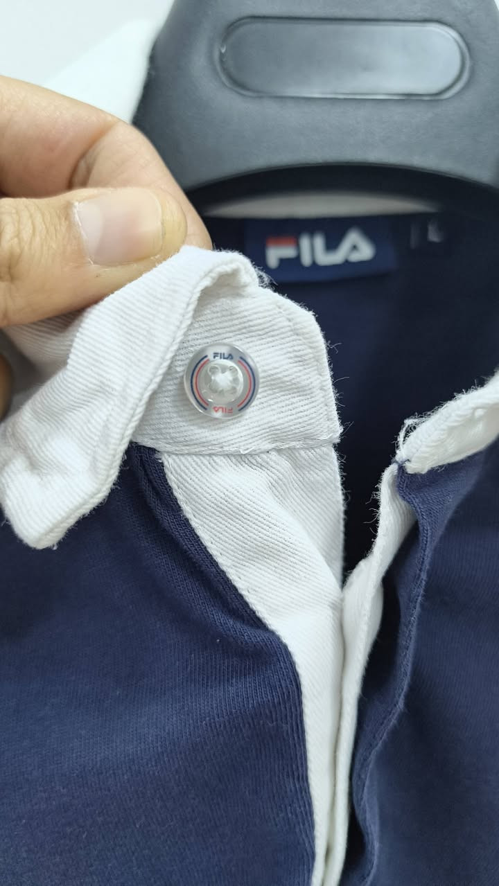 تيشيرت وكالة ماركة FILA
نظافة 💯  غير مستخدم

قياس L

عرض الصدر 58

السعر 20 الف

متوفر توصيل 5 🚗


**إذا كنت صاحب هذا الإعلان وتريد حذفه لأي سبب، رجاءا أرسل رسالة إلى الدعم الفني**