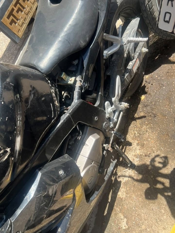بطح هايسونك للبيع مكينه 250 لدراجه مال جناي صارلها 4 شهور طالعه من لمعرض محورة مال لعب نقوصاتها حيل بسيطة وطايحات من سعرها متوفر واتساب فقط ***********
