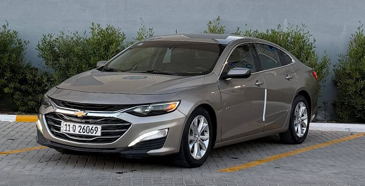 السلام عليكم ماليبو 22 مواصفات LT كشن كهرباء تتفئه كشنات تبريد ثلج منضومة زنون كير محرك مكفول بسمي هزه وسنويه  كله جديد بدون دواخل صور حادث ماعندي تبديل قطعه فقط بنيد  رقم شاصي موجوده ماشيا 55 الف مايل مكاني البياع حي الموصلات السعر 113 واتساب موجوده *********** سونار موجود
