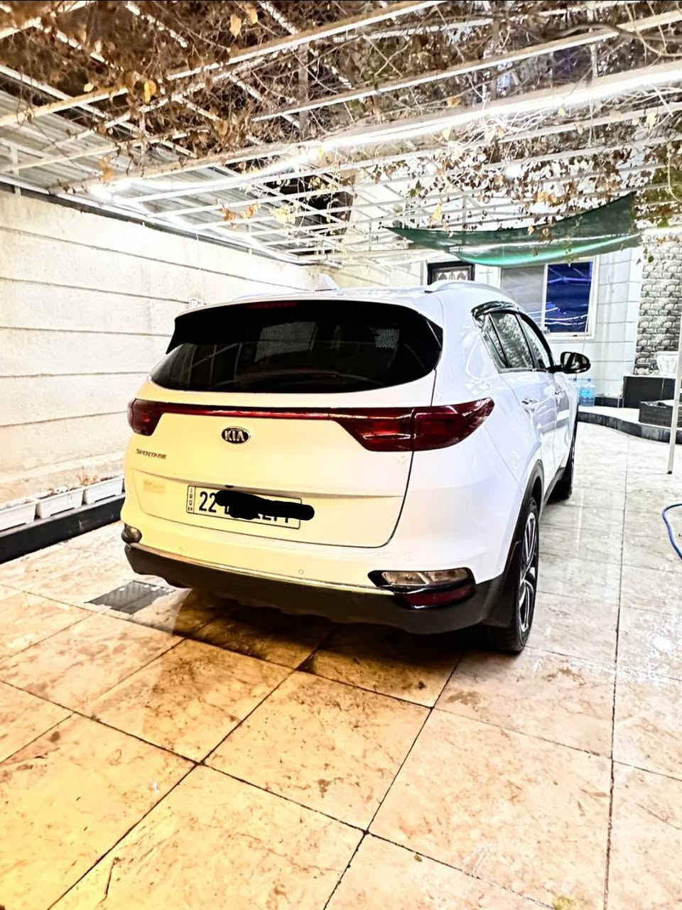 كيا سبورتج خليجي موديل 2020 
رقم أربيل بأسمي
مكفولة كفالة عامة من الصبغ والتبديل والبارد
مكفولة من رصعات و الشخوط
شاشه كبيره اصليه 
ماشيه 90 كيلو متر قابل للزيادة
لايت امامي ناصي عالي زنون 
رقم أربيل بأسمي جاهزة وكالة او تحويل
كير ومكينة مكفول 100%
 الصدر و الحدادية مكفولات  100%
تبريد شغال 100%
مكينة 2.0 
محرك دوش
مري شفط
حساس امامي 
حساس خلفي
أريل نفكيشن
كامره اصلية دواره
تبريد قطعتين 
تغليف الارضية بالكامل
تخم اطارات جديد 2025
فول تحكم ستيرن 
ثلاث انظمة قيادة
eco/sport/normal
وكالة الشركة الدولية NIM
المكان_ البصرة
السعر 200
الاستفسار *********** يوجد وتس البصرة, العراق
