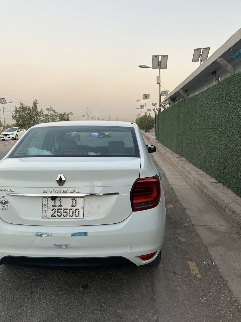بسم الله الرحمن الرحيم
رينو سيمبول2019

ماشيه 116الف 

رقم جديد حلو و مميز

محرك 4 سلندر 1600cc 

محرك وگير مكفول 

مواصفات:

كامره تسجيل امامي خلفي 

جام امامي اوتو

تبريد. معوز غاز

مكينه نشطه جدا بدون ادفانز ما شاء الله

السيارة كلش نضيفه ورزنه 

وغرفتها نضيفه 

ترايها وين ما تريد عليه ادامه كامله 

مكاني نجف 

السعر: 74بيها مجال قليل

رقم الهاتف:***********

الملاحضات:

ضرر خفيف كلش بوجه الحوض ومصلح وصبغ بس شبر جوه قبق البانزين و بارد بچاملغ
