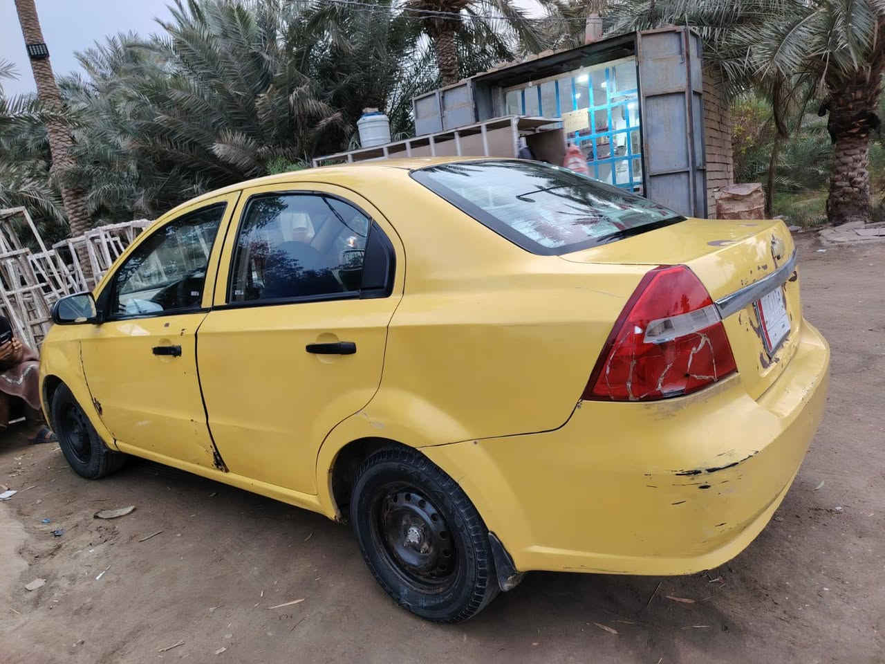 سلام عليكم 
افيو للبيع موديل 2009 شركه عامه رقم نجف سنويه 26 مصفره هيئة اوغرامات مكينه 1400بيه ضعف السعر 40 بيه مجال 
ديوانيه غماس التلفون ***********
