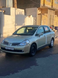 نيسان تيدا • ٢٠٠٦ • ضرر امامي