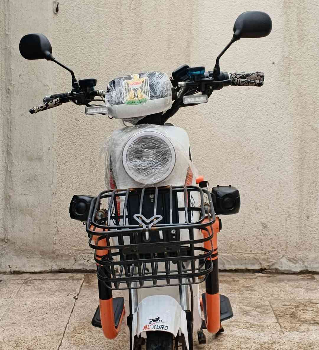 السلام عليكم ماطور شحن للبيع الماطور نضيف شرط كلشي ما بي 5 بطاريه
السعر 500 وبي مجال 

الواتساب: رقم الهاتف:***********
