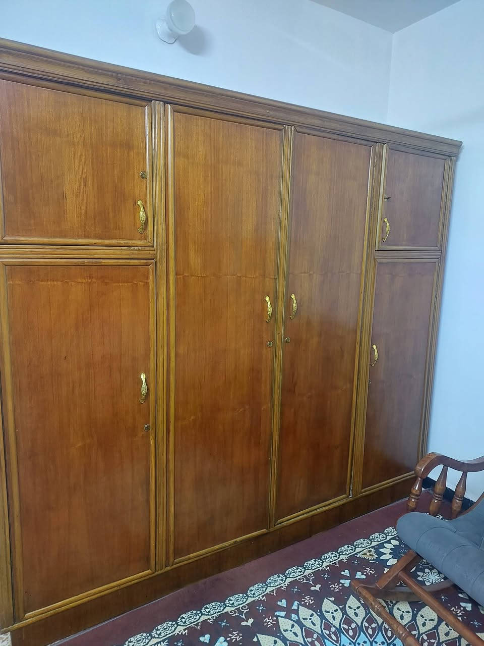 كنتور اربعه بيبان مستعمل للبيع مكاني بسريدات يم سيطرة الشعب القديمه التواصل خاص او على الرقم ***********
