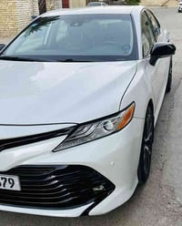 كامري ٢٠١٩ وارد امريكي كلين كلين بدون حادث  بدون قطرة صبغ بدون ايرباك ...