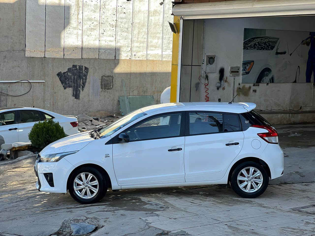 یارس خلیجی 2015
تۆماتیک. سپی بەفری
بێ بۆیاغ سەنەوی نوێ
گیرو مەکینەی نەکراوەتەوە
سعری ١١٧$مەجالیک
شوێن کۆیە 
***********
*********** كويسينجاك, أربيل
