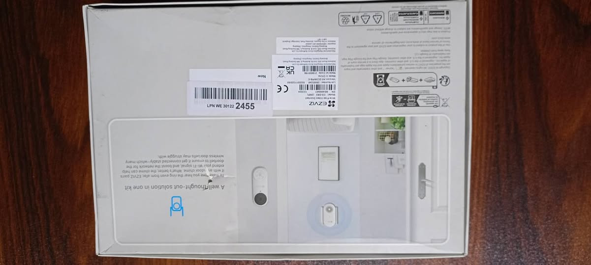 هذا طقم جرس باب فيديو ذكي EZVIZ DB2.
يتميز بدقة فيديو 2K عالية الوضوح.
يعمل ببطارية قابلة لإعادة الشحن بسعة 5200 مللي أمبير، وتوفر عمر تشغيل طويل يصل إلى 115 يومًا.
مجال رؤية واسع للغاية يبلغ 176 درجة.
يتضمن جرسًا داخليًا (chime) لاسلكيًا بعدة نغمات رنين.
يدعم اكتشاف الحركة الذكي للأشخاص ومزود بإن محلذار ضد العبث.
إخلاء مسؤولية: هذه المعلومات تقنية وتجارية بحتة. 
 السعر65
توصيل ماعندي 
للشراء 
 مكان حي عامل بغداد ***********  واتساب
***********
