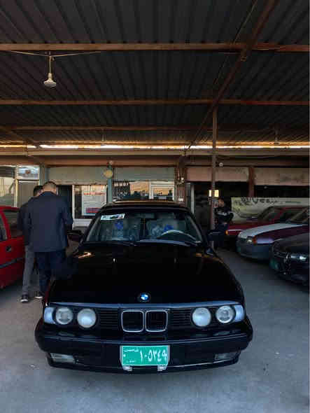 ‎سياراBWM  موديل 1991 بس بو جواني صبخ كرايه  ته قو رقه به شرت همو كياني به شرت باج دهوك به شرت اوليات به شرت
‎رقم تلفون ***********
‎سعر 38 مجال اكر
