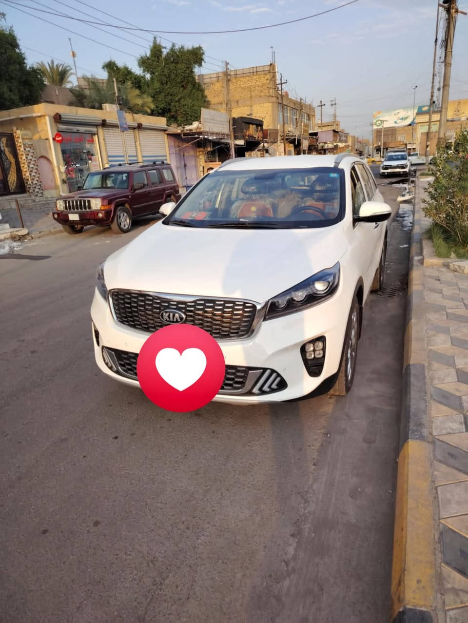 السلام عليكم (للمراوس فقط للمراوس فقط) 

كيا سورينتو موديل ١٨شكل ل٢٠فول مواصفات عدا البانوراما كفاله عدا بارد باب السايق كد شبر بدون صبغ. اخوان للمراوس فقط بالانترا ١٥/١٦/١٧. او كورلا ١٥مكاني عمارة وهذا رقمي ***********
