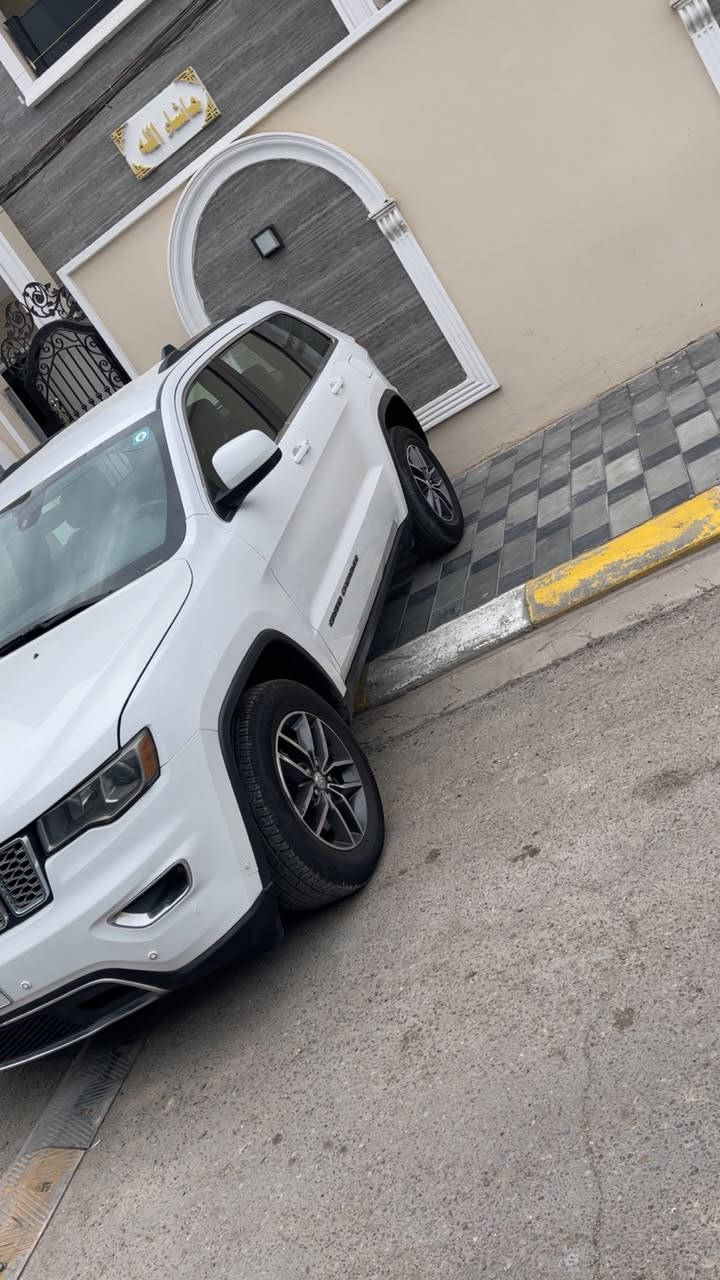 السلام عليكم للبيع جيب لاريدو لمتدد 2018 ماشية 55
حادث جاملغ بارد فقط وبنيد نفسه مصبوغ بدون دواخل مكفولة حادث موضح بالصوره دعامية فقط
رقم بغداد الدولي / بسمي تحويل
مكينة 3,600 / 6 سلندر
صندوق كهرباء
كشنات جلد
كشنات تحكم كهرباء
كشنات تدفئه + تبريد
-شاشة جبيره
كاميرا خلفية دوارة
بصمة تشغيل / بصمة ابواب
حساسات خلفية امامي
حساسات جانبيه نقطه عمياء
توقف عنده الرجوع بك
اطفاء ذاتي
ويل حجم 18 تخم تاير جديد
لسياره جديده وجاهزه مابيه اي نقص مكاني بغداد شارع فلسطين سعر 198 وبيهه مجال للشراي ***********
