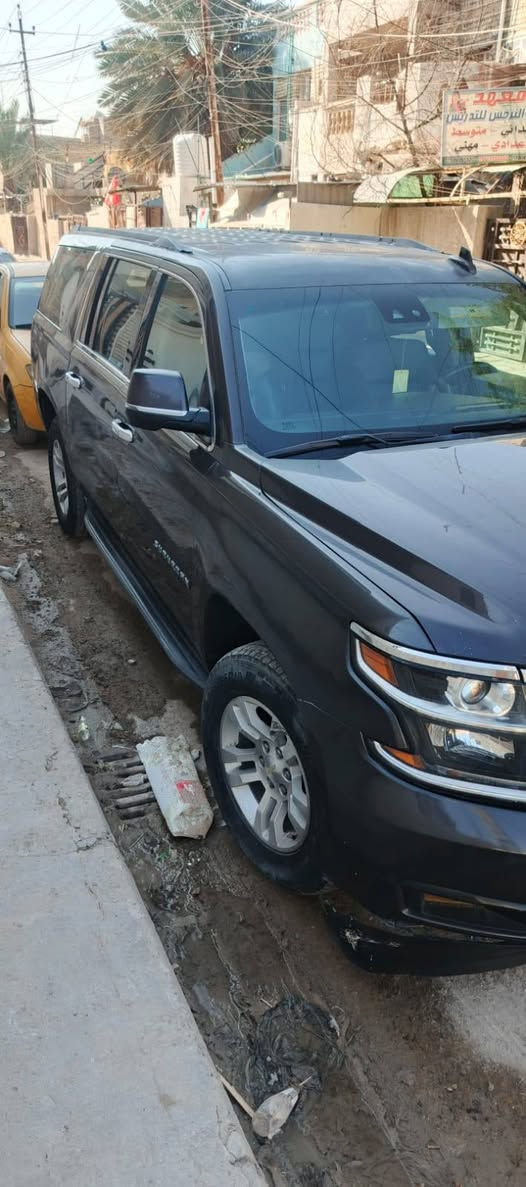 السلام عليكم
2017 أمريكي  حادث  جاملغ  خلفي وبيها كلير ٣ قطع بدون حادث   رقم اربيل بسمى  سنويه وهزه جديده   السعر 260  وبيها مجال ***********
