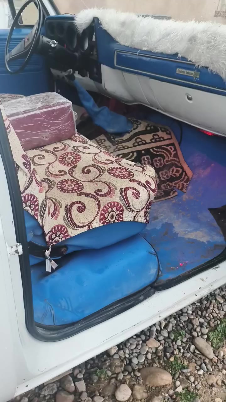 سلام عليكم بيكم شوفرليت موديل ٧٦معمر على شاصي رقم نينوى مشروع وطني الماني طخم تاير سياره جاهز من كلشي ربع ماتصرف عليها المحرك وكير خير من الله المحرك ٦اسلندر السعر ٥٠وبيها مجال عنوان موصل حي القاهرة ***********
