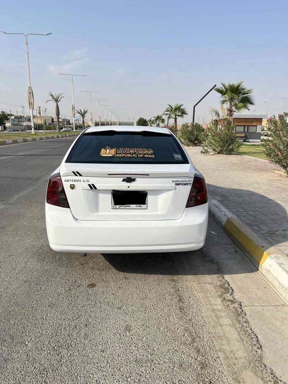 سلام عليكم

اوبترا 

موديل 2011

رقم بغداد   تحويل مباشر 

كير مكينه كفاله 

تبريد ثلج ❄️ 
تدفئه شغاله

صدرها جديد 
تايرات جديده 

سياره جديده علئ ايدي 

بيها صبغ داير جاملغ امامي 

وبيها بارد باب السايق موضحات بصور 

سعرها 90 وبيها مجال 

***********
