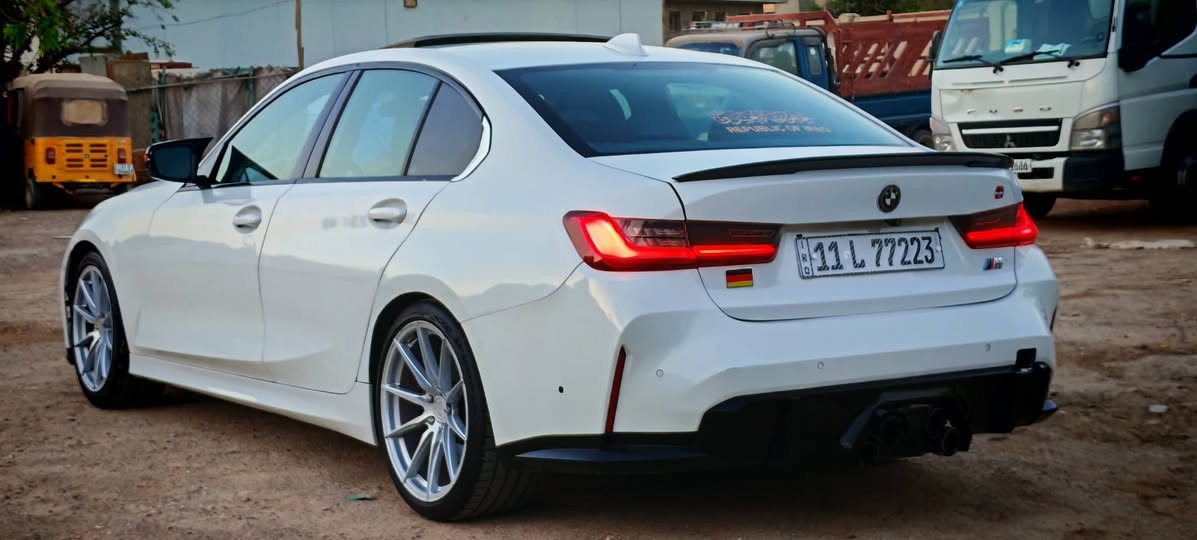 السلام عليكم . Bmw 2021 . 330i ماشيه 40 ميل محرك ٤ سلندر توين تيربو صاروخ ارضي  محرك كير مكفولات رقم بغداد مميز [توويل]
حادث . بنيد وجاملغ خلفي صبغ . تبديل باب خلفي نفس اللون بلادي تصليح بسيط باراس شاصي
المواصفات . فتحه . جلد. بصمه بوب بصمه تشغيل .هيتر كشن كشن الاماميات كهرباء ردارات حساسات قطعتين تبريد مري تنزل ببك الايت زنون عدسات متحركه بيه كلشي كلاشي السعر 210 قفل البيع او مرواس عاليه فقط
***********
***********
ملاحظه . سياره محدثه m3 دعاميه بلاديه. موجوده
