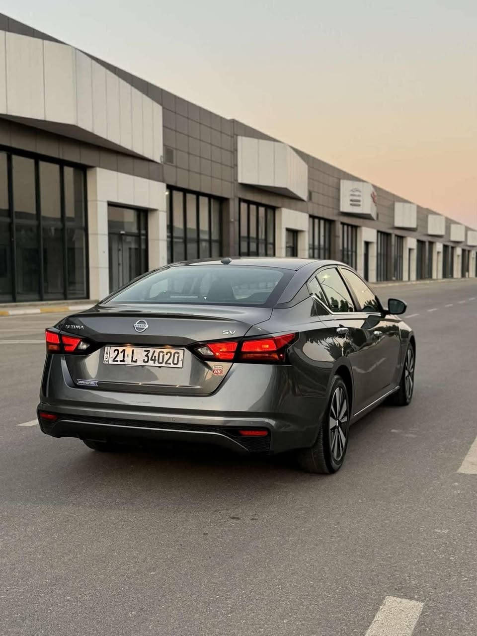 سلام عليكم 
مرخصة الادمن 
التيما 2021 
مواصفات SV
سياره جديده بمعنى الكلمه 
سنويه ورقم جديد بسمي 
ماشيه 80 الف ميل 
سياره مناقصها ربع دينار مسويلها سيرفس كامل 
تخم تاير جديد 
بلكات دسكات كوله جديد 
دوشمه دواخل جديده 
سياره عضمها اتخبل سياره كولش حلوه وممتعوبه 
سياره جاملغ مبدل بلاد وشبر صبغ بالبنيد دواخل مكفوله راديتراتها بلاديه 
ارباك برده صفحة السكن طاك والدركه الايرباكات مرجعها بلاد يعني مو مقاوم ومطفي الكلوب لا رجعت الايرباكات بمكانهن 
مكان السياره خانقين سعرها 158وبي مجال 
***********
