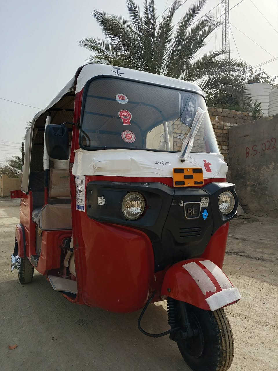 السلام عليكم تكتك موديل 18 شهر ال10 أوراق المصطفى تكتك معمره جديد مصبوغه عام محرك مجفت جديد تكتك نضيفه خير من الله مكاني مدحتيه للاتصال ***********
