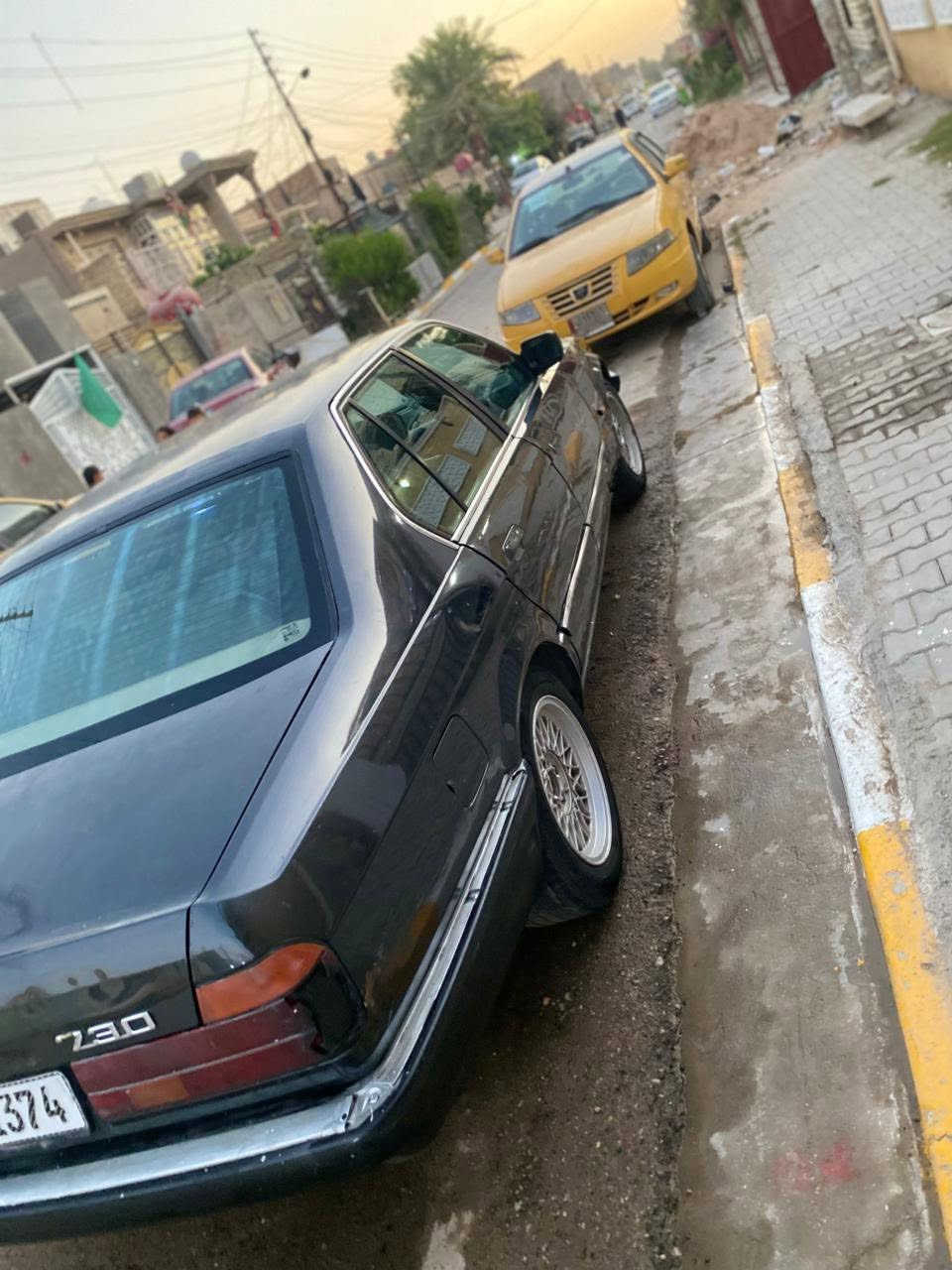 السلام عليكم بيم مرديل 92مكينه وكير وصدر خيرمن الله بسمنه نقص تبريد مكان السياره بغداد الحسينية شارع ابو سمير السعر 33غير متواجد عله الفيس ***********
