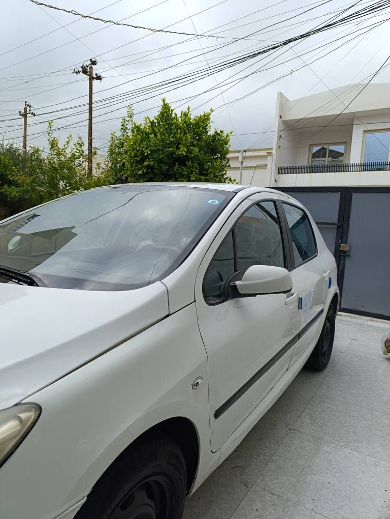 سلام عليكم , سيارة بيجو موديل 2006 رقم كركوك مشروع وطني بدون ضربة , امامي والخلفي كبس شرط كير و محرك و شرط غرامات والتحويل , سيارة كير اوتوماتيك , مكان السيارة كركوك شوراو ,رقم الهاتف ***********
***********,سعر السيارة ٦٥ ورقة و بي مجال كركوك, العراق
