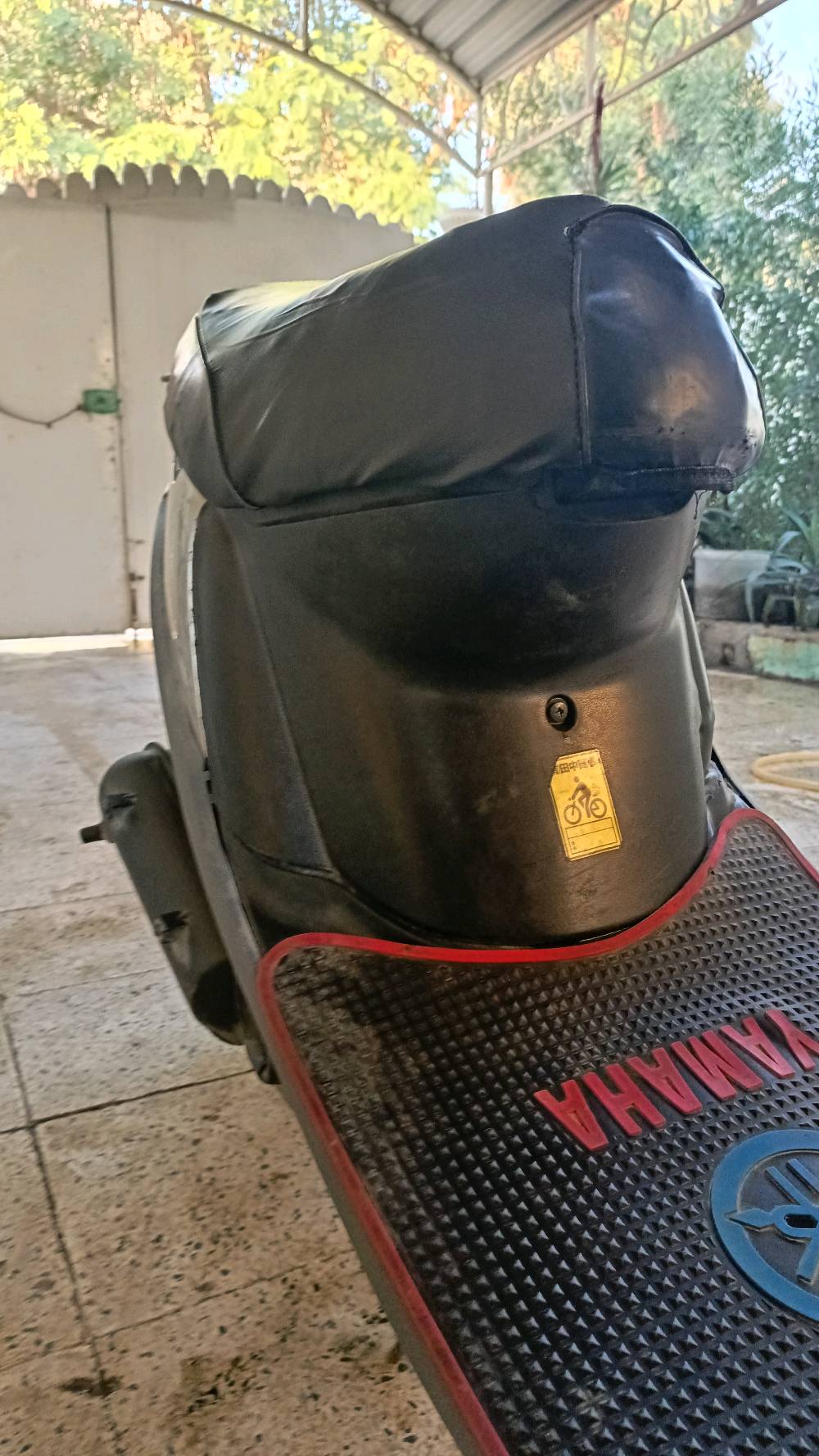 ماطور بوتين دبل سكريته
 للبيع او مراوس مع ايراني نظيف 
محرك شرط مامفتوح نظافة الماطور 80%
نارية سلف كلو شغال 
( المكان الموصل الجانب الأيسر )