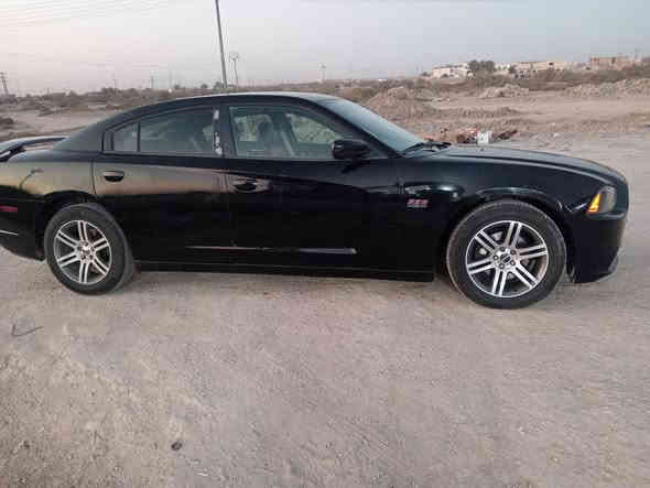 سلام عليكم ورحمة الله سيارة جاجر 14 حاويه أدوات مكفول من الكص مكينه اوكير مكفوله السيارة كندي بدون ظربه مكفوله مكينه 3600 كير طياره تخم تايرات 4 هذا رقم صاحب السيارة (***********) اني مكلف بالنشر
