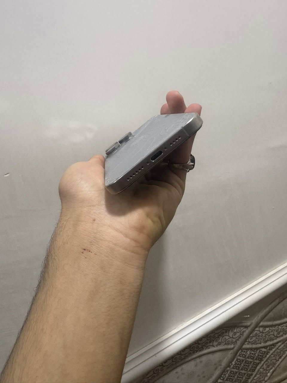 للبيع ١٥برو ماكس

مكسور ضهر 

ولباقي مكفول شرط الفحص

دبل خط 🛑ZA

بطاريه80

العنوان نجف ***********

السعر 🛑860
