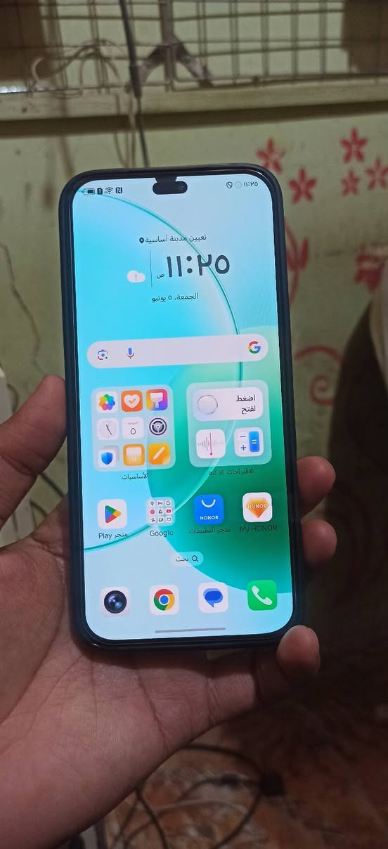 هونر 400 لايت
بي عواج بشاصي وبي هاي النقطه بشاشه 
ذاكره 256
رام 8+8
السعر 180 وبي مجال للشراي  
مكاني عفك السوك المسكف قرب كهوه عباس حتوت


**إذا كنت صاحب هذا الإعلان وتريد حذفه لأي سبب، رجاءا أرسل رسالة إلى الدعم الفني**