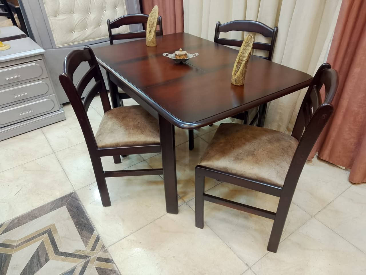 #_طاولة_سفره_مودن_تفصيل4كراسي_كوالتي_عالي
بحاله الوكاله استخدام مده قصيره
وخشبها زان بالكامل ودهان جوزي
وتنجيد جديد وبتصغر وتكبر
والله يبارك لصاحب النصيب


**إذا كنت صاحب هذا الإعلان وتريد حذفه لأي سبب، رجاءا أرسل رسالة إلى الدعم الفني**