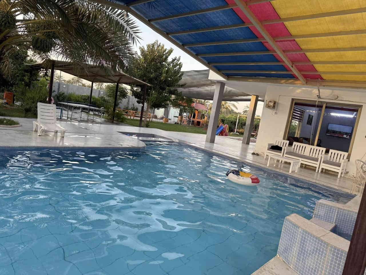 مزرعة الرضا  🌴بلد
حاب تغير جو وتفرمت تفضل للمزرعه بسعر ١٠٠ الف لليوم الكامل🥰*********** موقعنا بلد
