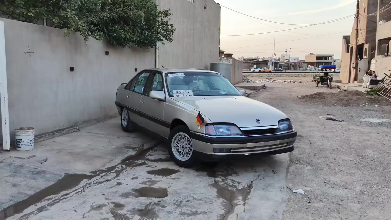 سلام عليكم اوبل اوميكا موديل 92 للبيع محرك 20 اصل كير عادي مكينة لا صرف لابخار تروح تفحص كير جديد كهربائيات كلة شغال سيارة ABS سقف سلايت شاشة جديد شادلة ارفلو مال كصة صدر جديد دبلات خلفية جديد هذني كلهن تفحصهن دواخل انظف من الخارج فقط سنوية ساقط سعر 43وبي مجال رقم موبايل *********** مكان كركوك قرب بانزين خانه واسطي(للعلم صبغ عام للجمالية فقط) واتساب مفتوح
