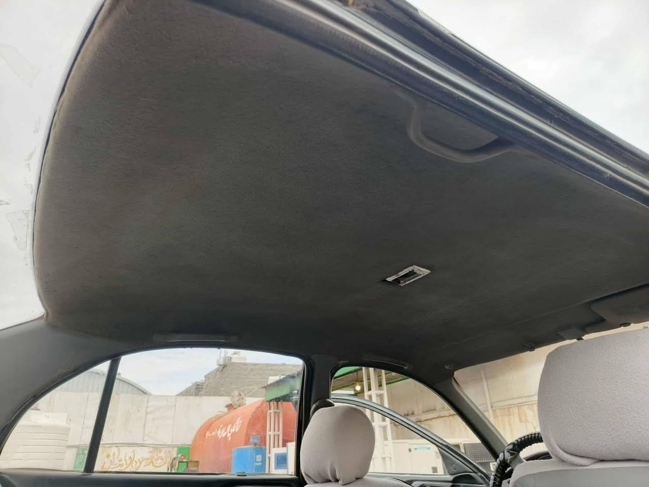 كرونا.موديل 93 محدثه 2000 مكينه توني شادهه بلجيس  الكير مكفول تبريد ثلج كهربائيات ستوني نافضهه  باتري جديد زوج تايرات جدد حداديه 80 % السياره احلا من الصور بيهه ضربه فقط بلجاملغ لوره كلش زغيره موضحه بلفديو السياره بدون خياس نهائيا. تجي وتشوف بعينك حوض الجنطه. ازرك ع شركه رقمهه بصره راعيهه هنا بلنجف. ا. ***********. بي واتساب  (ملاحضه تخم يدات جدد خارجي وداخلي توني شاديهن يعني مو مكسرات مثل الي بلصور)
