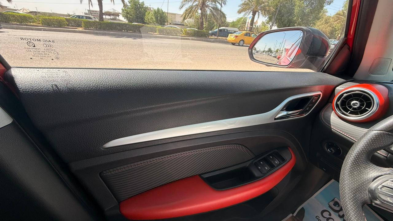 MG ZS 2022 
عداد ٤٣ الف 
حالة ممتازة
صبغ بسيط في الامام 
للبيع 
التواصل مع ***********
