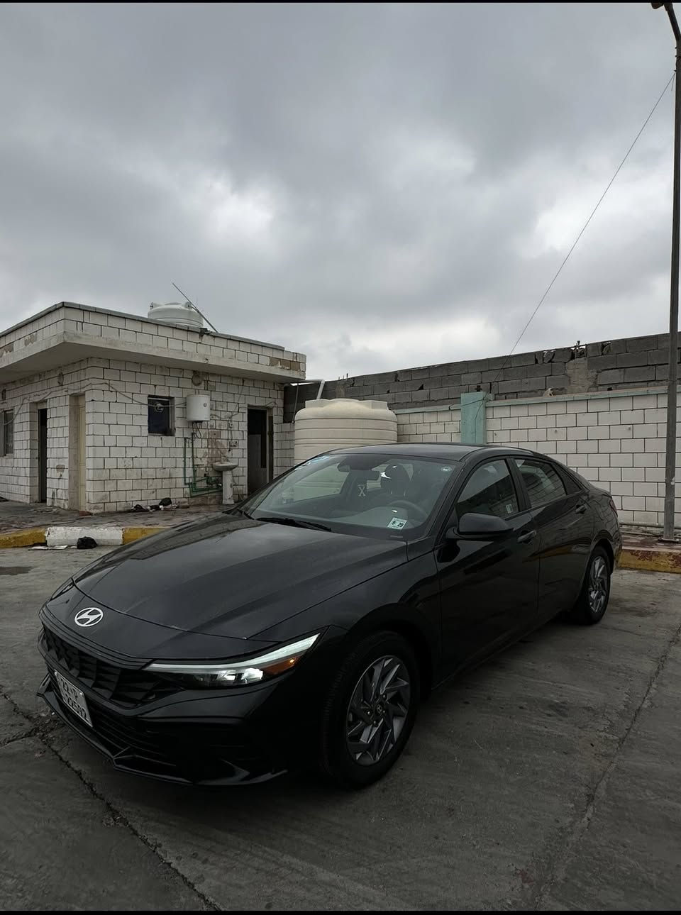 زيرو هونداي النترا   زيرو موديل 2024
(( سيارة ماشية1.750 mi))
رقم اربيل .22. الدولي / سيارة حادثها بنيد فقط  باقي كفالة عامة ((كلش مكفولة )سيارة  جاهزة من كلشي بعدها بريحت  شركة  
        فول موصفات سيارة  عدة  لفتحة معروفة موصفاتها 
& بدون شواصي بدون لغود دواخل كلة مكفول ⚡️
      (  مكينة 2.000 دوش )
 🚗احلى من صور سيارة 🚗 
                    $السعر  162 مجال $
                (العنوان البصرة الجنينة ) 
 ((رقمي ***********))
