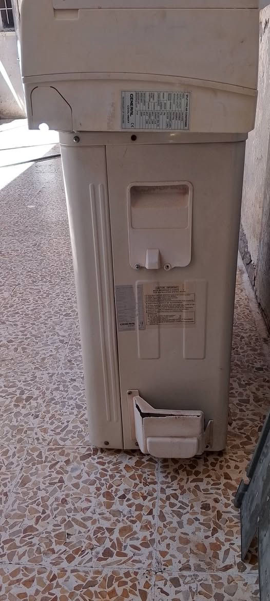 السلام عليكم للبيع سبلت جنرال كول هيت 2طن شرط الشغل 250ألف ***********.***********
