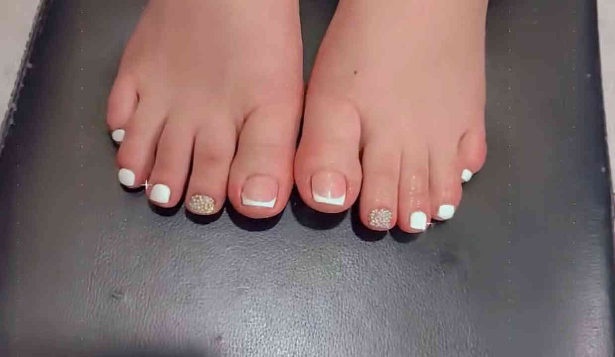 عروض صالون وحمام حرير بيوتي مستمره لحد نهاية السنة نورونا متواجدين وياكم من الساعة ١١ إلى الساعة ٨ مساءا للحجز والاستفسار *********** *********** 
عرض حمام حرير كل حجز حمام مغربي لشخصين الثالثة مجانا
