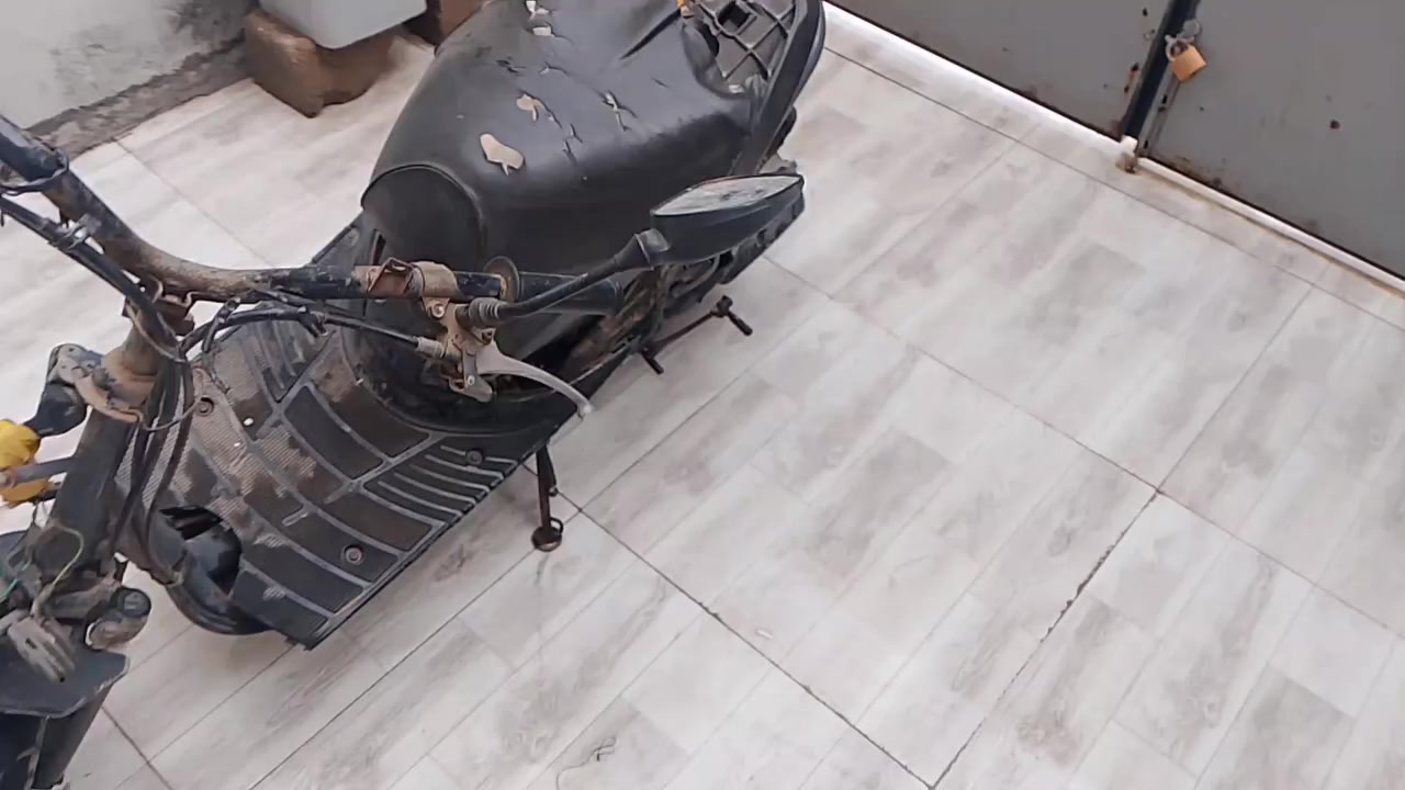 متاح هوندا يحتاج تعمير
شاصي حيل نظيف تايات جدد

بس يحتاج تعمير 

يارمجة الشرقية 

‏‪0776 932 7351‬‏
