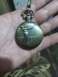 ساعة جيبية • نحاس قديم • بخاتم