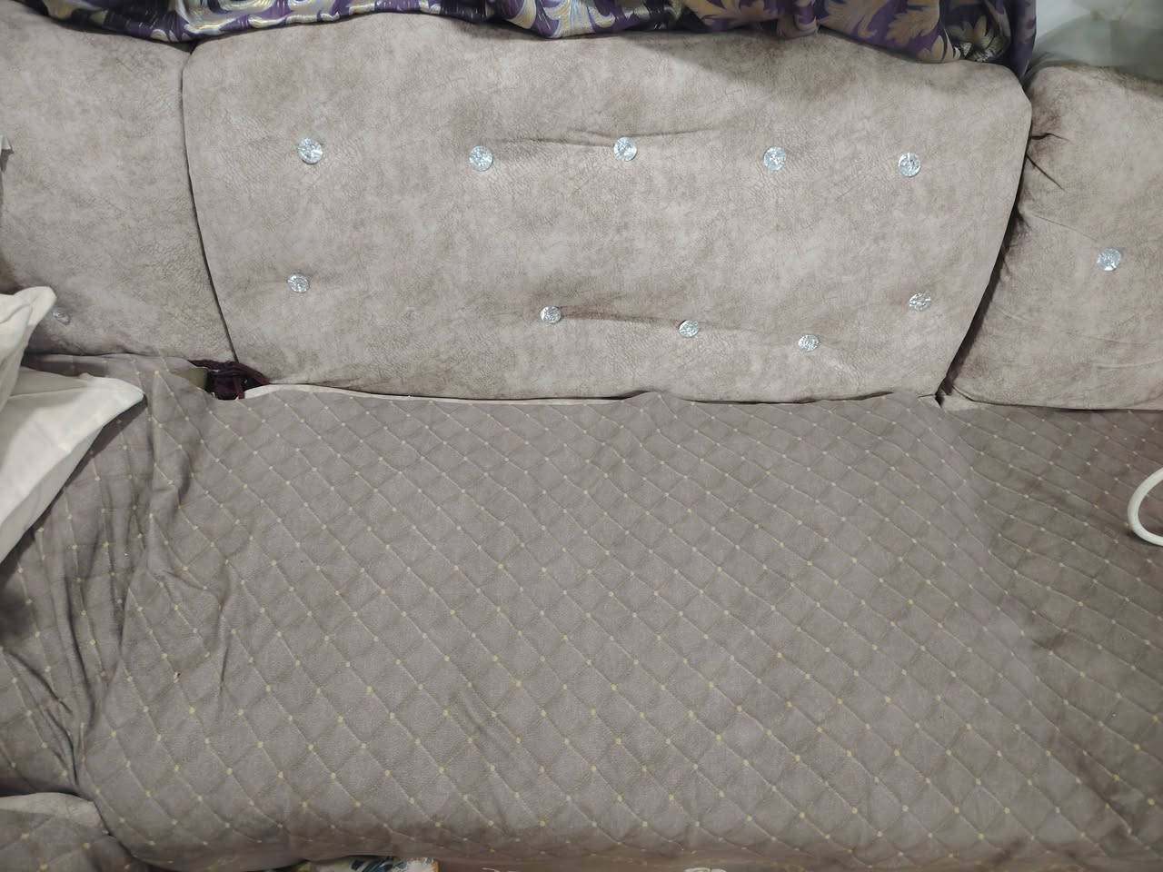 تخم  للبيع
***********
