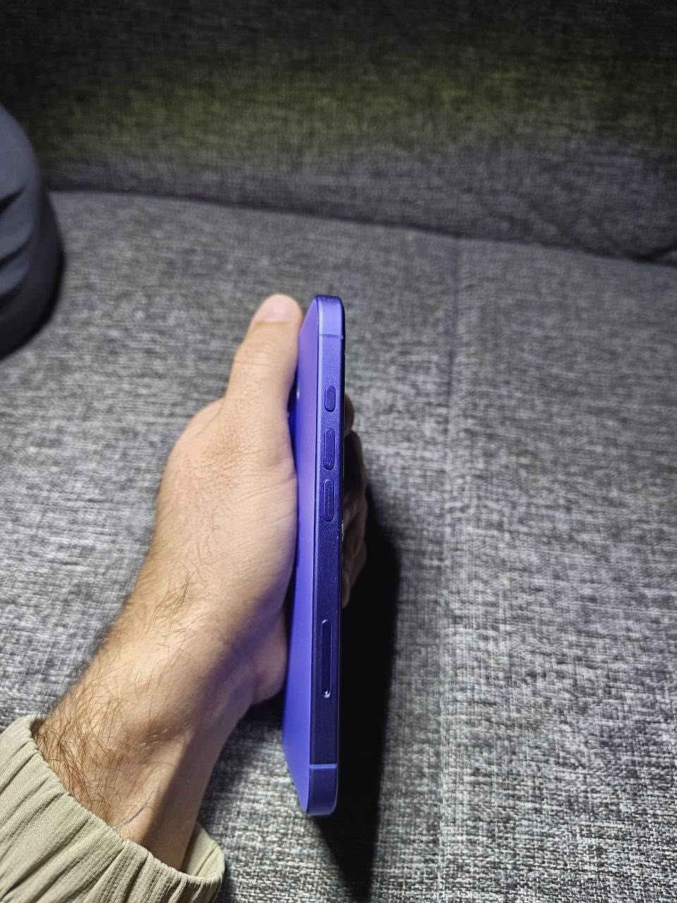 ايفون 16 عادي ذاكرة 128 جهاز جديد ونضيف شخط ما بي السعر 850 وبي مجال بسيط
للتواصل على الواتساب ***********
