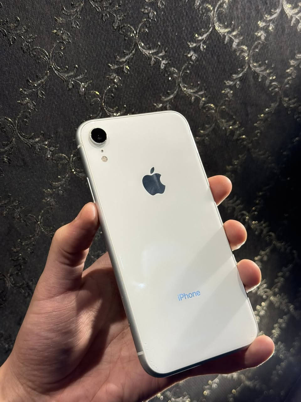 سلام عليكم ايفون Xr ابيض 128 GB مبدل بطارية اصلية فيس ايدي شغال شخط مابي جهاز كلش نضيف مكاني بغداد السعر خاص 
***********
