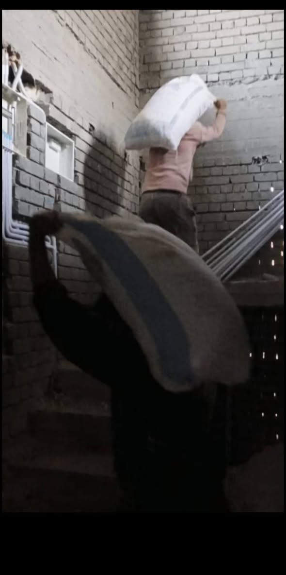 إخوان نشتغل تصعيد تصعيد على ظهر كافة مواد البناء مكاني بغداد ***********
