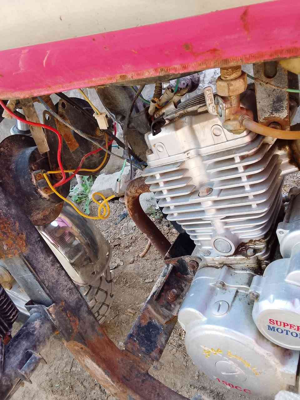 سلام عليكم ستوته البيع وراق اصولي موديل 17 هورنات بوش كهرباء كله شغاله سعر 800 بي مجال شاصي طاك من يم ضلع هذه رقمي ***********
