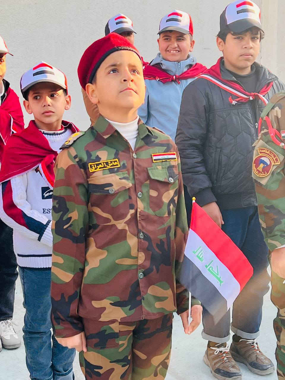 من على مقاعدِ العِلم في مدرسةِ الناصريّة 📚🏫، تزيَّنت مدرستُنا اليوم بذكرى جيشنا الباسل؛ فارتدى تلاميذُنا زيَّ الجيشِ العراقي بكلِّ فخرٍ واعتزاز 🇮🇶💪، وتزيَّنت تلميذاتُنا بالشِّيلةِ العراقيّة، في وقفةِ وفاءٍ لجيشنا الباسل، وتحيةِ إجلالٍ للأمّهاتِ اللواتي أنجبن الأبطال، وللزوجاتِ الصابراتِ اللواتي ضحَّين من أجل الوطن 🌹🤍
حفظَ اللهُ جيشَنا الباسل 🤲 وحمى اللهُ العراقَ وناصريّتَنا الغالية 🇮🇶💖...

📚 مدرسة الناصرية… مستقبلك يبدأ من هنا 🌟

📍 العنوان: الإسكان الصناعي – النزلة الأولى (نزلة الجامع) – أول بناية ركن على الشارع العام.

📱 للاستفسار :
***********
***********
